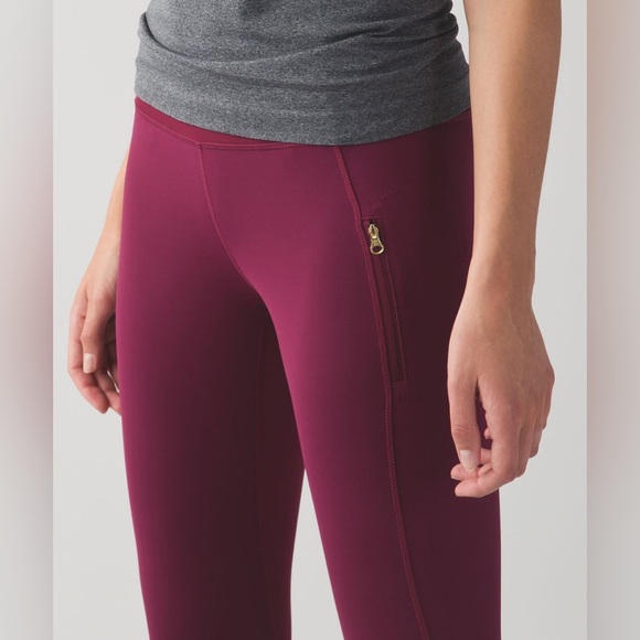 Lululemon RARE inspire tight II (mesh) size 4 - Picture 4 of 9